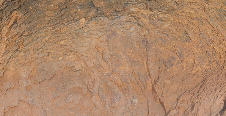 Sector izquierdo de la cavidad inferior de Cova Centelles, color real.