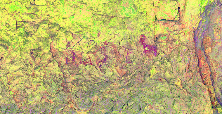 Panorámica de los sectores 1 y 2 de Coves del Civil, falso color.