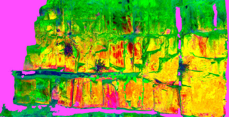 Ortofotografía Canchal del Zarzalón II, panel 2. Tratamiento DStretch CRGB20 hs16 tc8207g60 ac