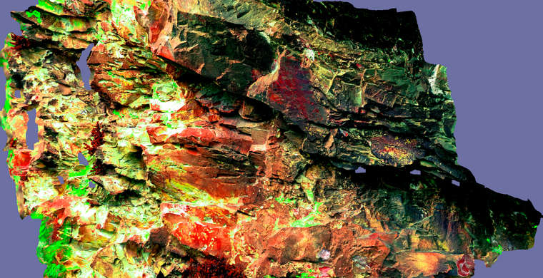 Ortoimagen Risco del Ciervo, panel 1. Tratamiento DStretch YDT30 hs23